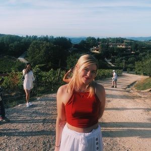 Meet your Posher, Ciara